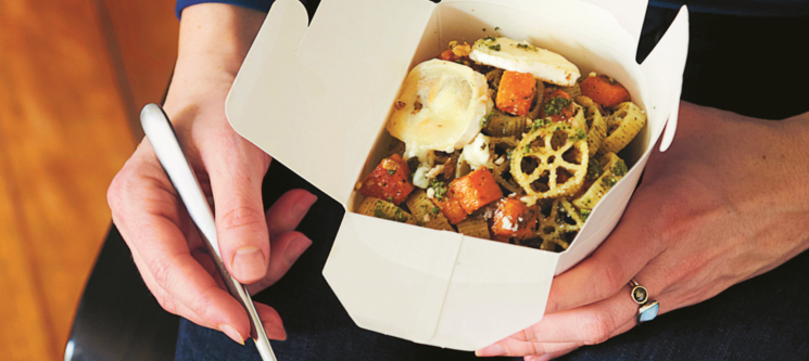 Pates à la citrouille, pistou, noix et chèvre fondu (pour étudiant fauché gourmand!)