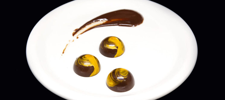 Ganache grand crus et gelée au koa